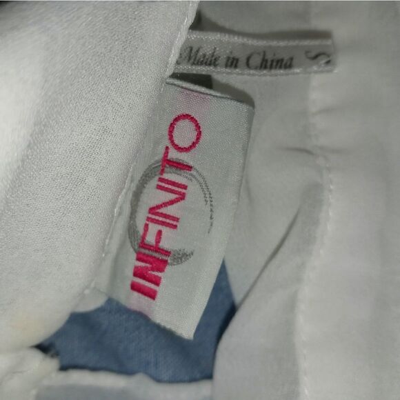 Open back vintage top  - Picture 2 of 16